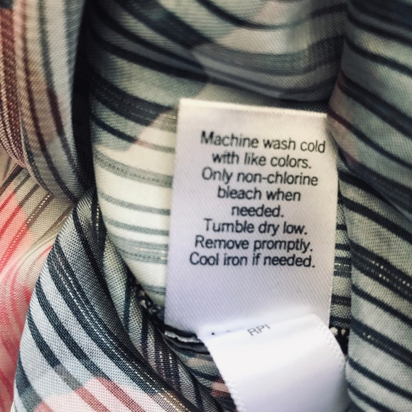 ⛔️K Lab Lace Cami Tank Top - Picture 6 of 8